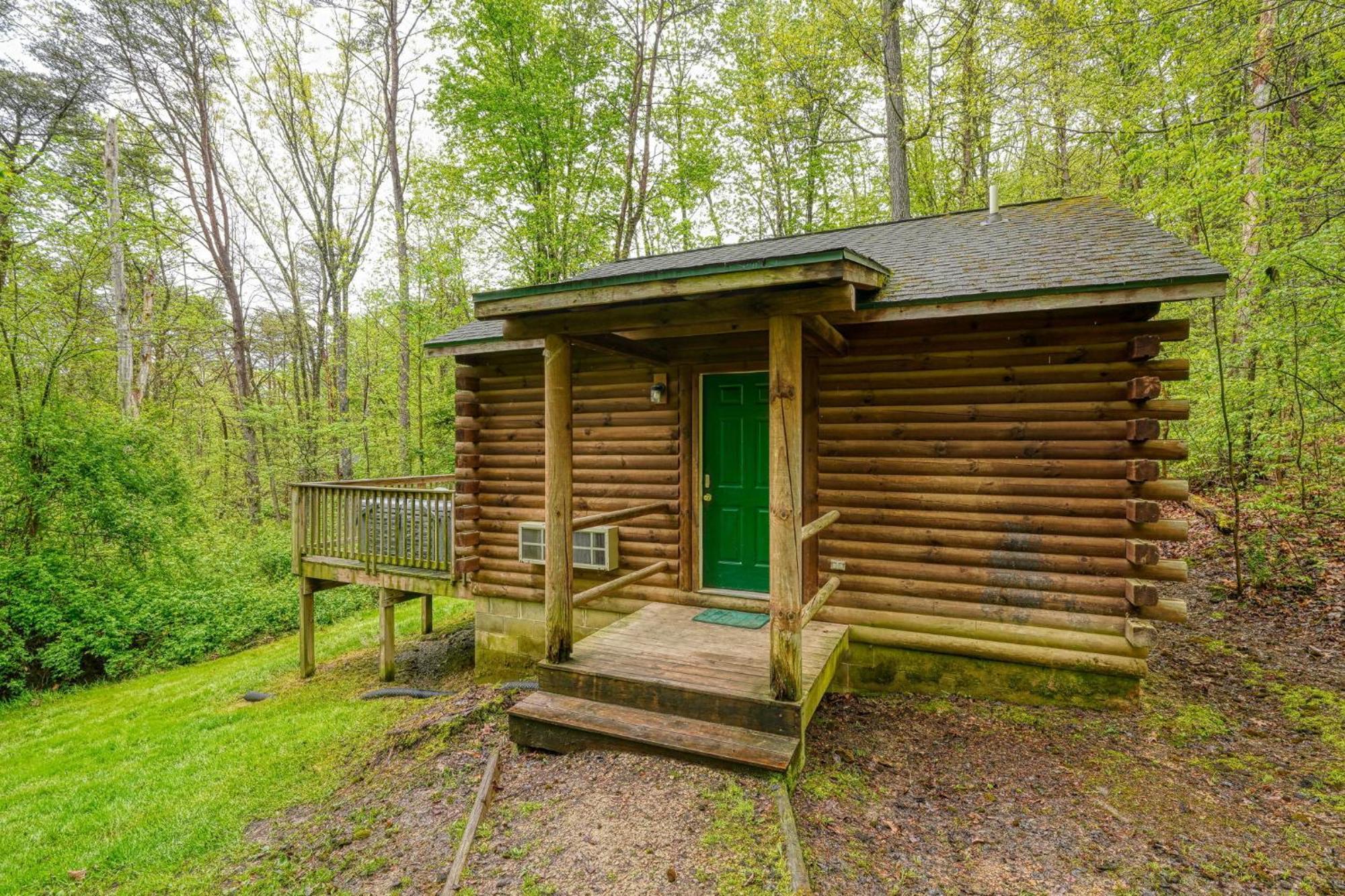 Blue Rose Cabins - Big Woody Cabin Logan Exterior photo